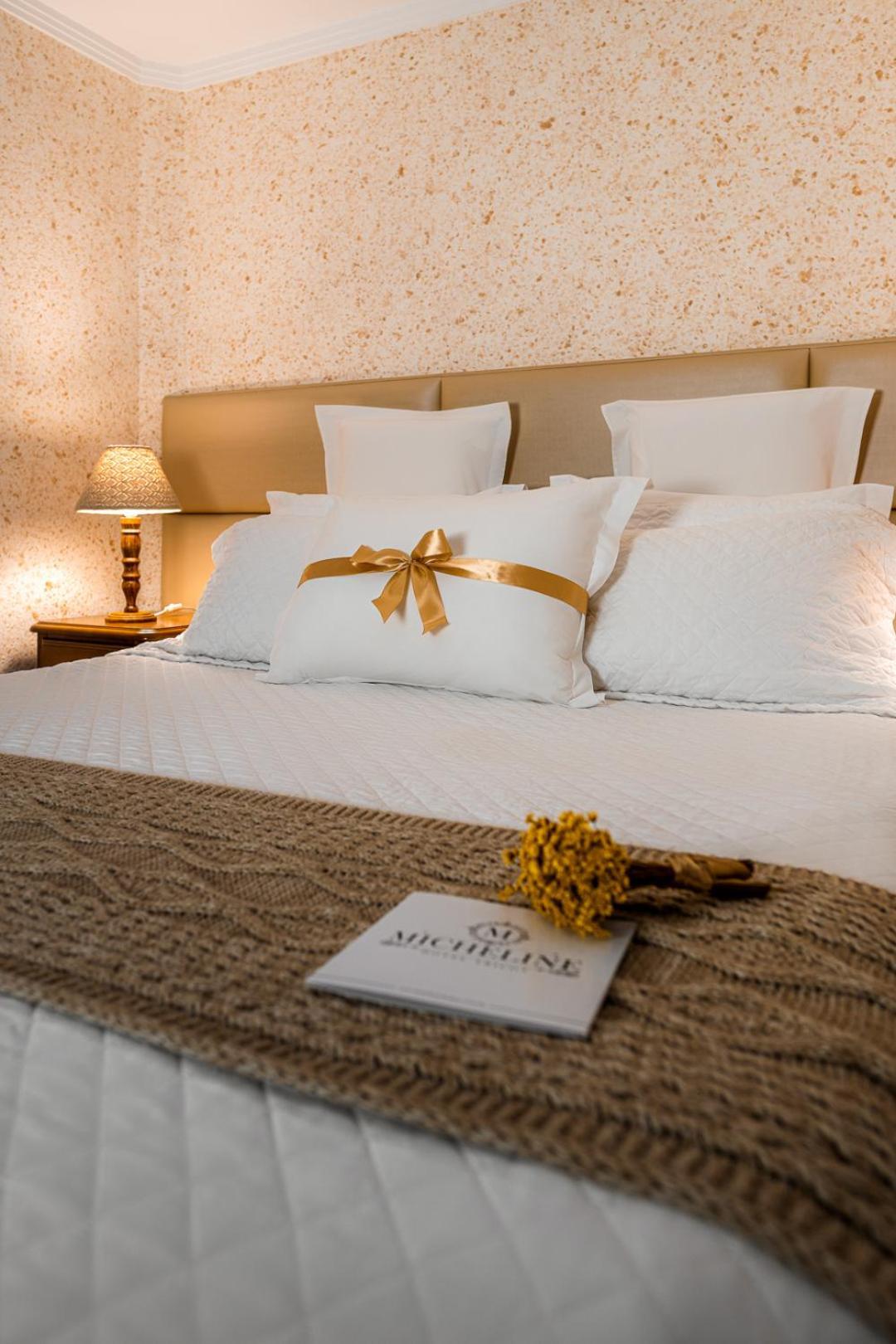 Micheline Hotel Tricot - Ao Lado Da Rua Coberta Gramado Luaran gambar